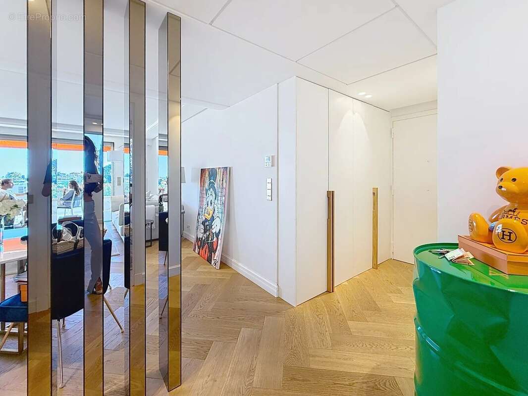 Appartement à LE CANNET