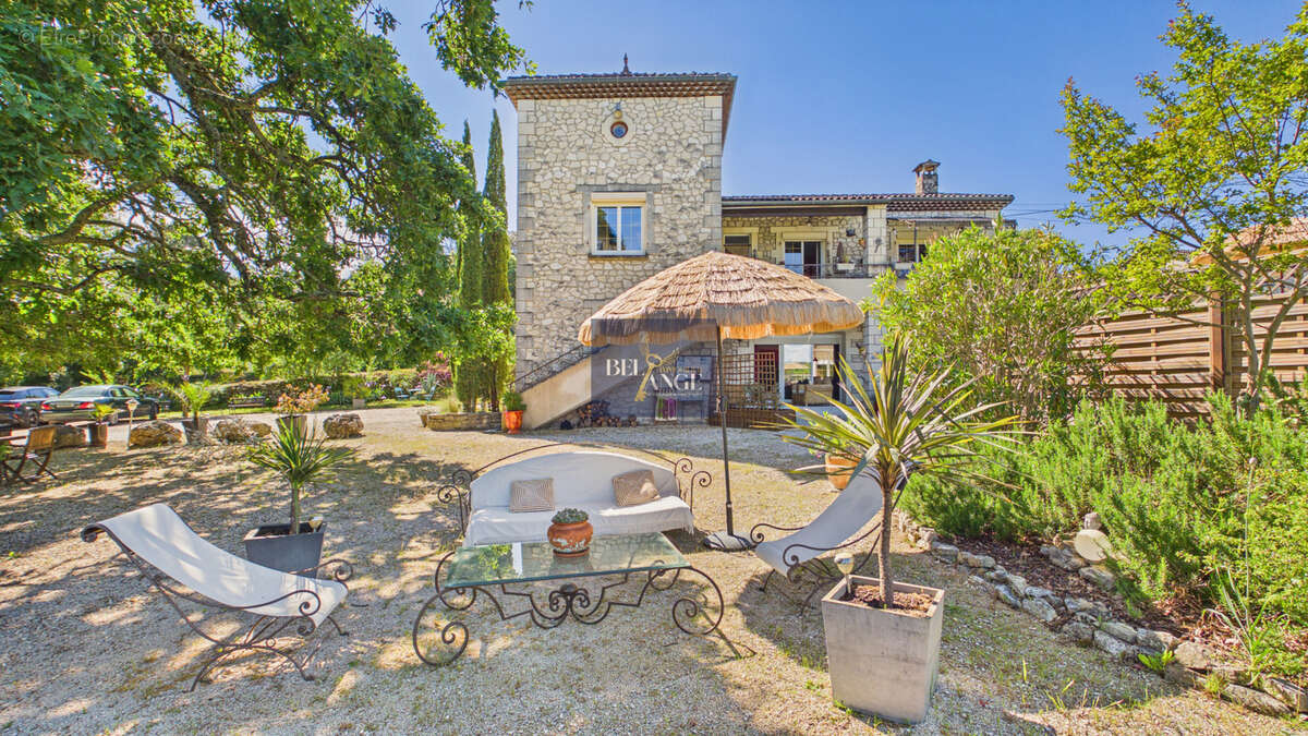 Maison à SALAVAS