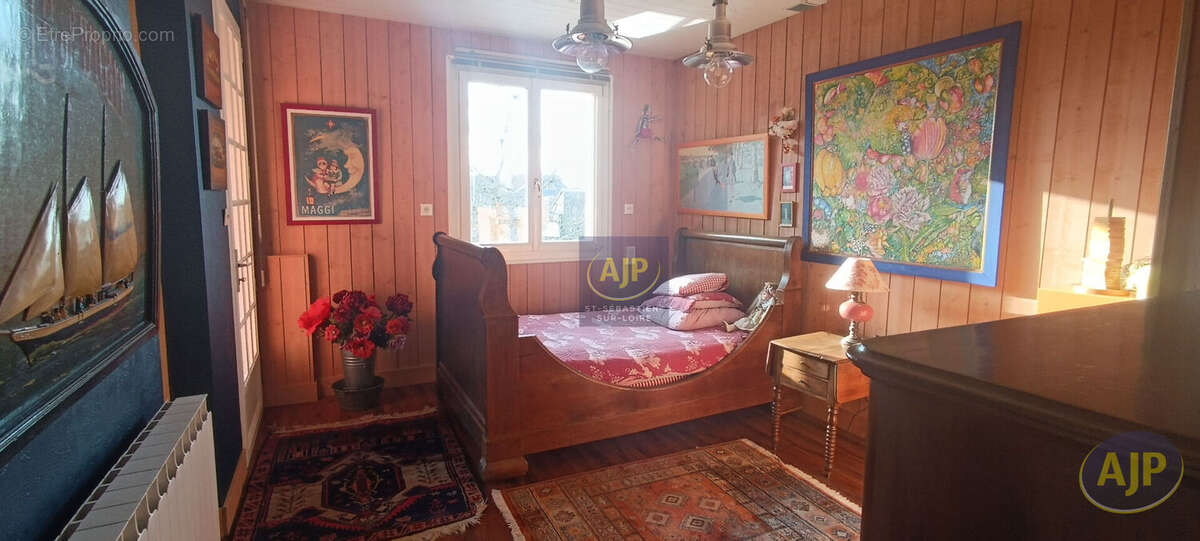 Maison à SAINT-SEBASTIEN-SUR-LOIRE