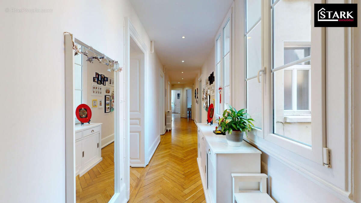 Appartement 139 m² à Belfort  - photo 3