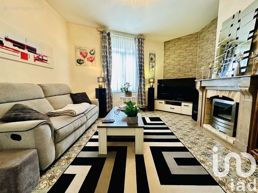 Photo 2 - Maison à BETHUNE