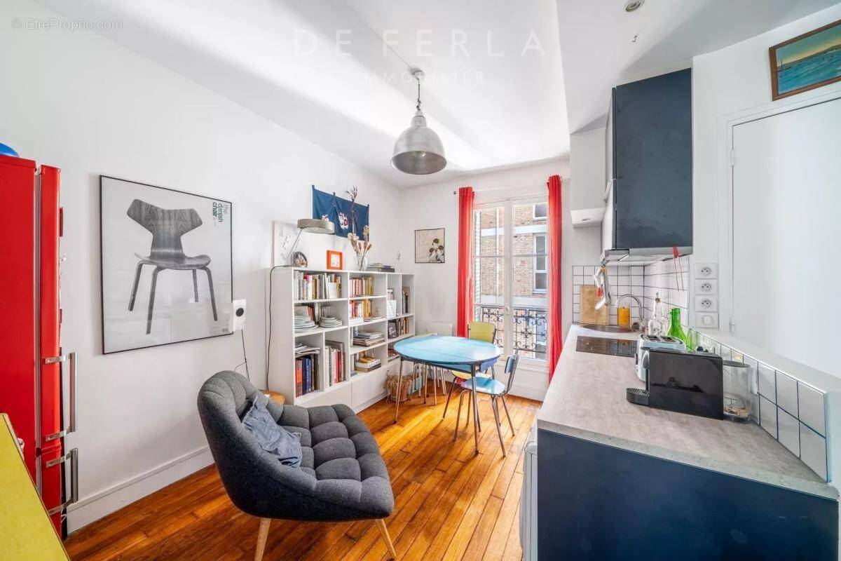 Appartement à PARIS-14E