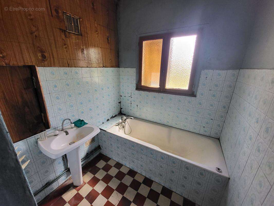 Maison à BEAURAINVILLE