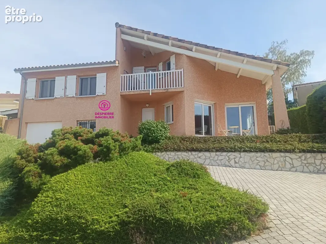 Photo Maison à Saint-Maurice-L'exil au prix de 354 000€