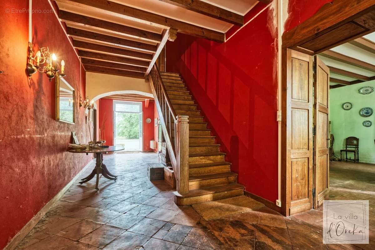 Maison à SAINT-SYMPHORIEN