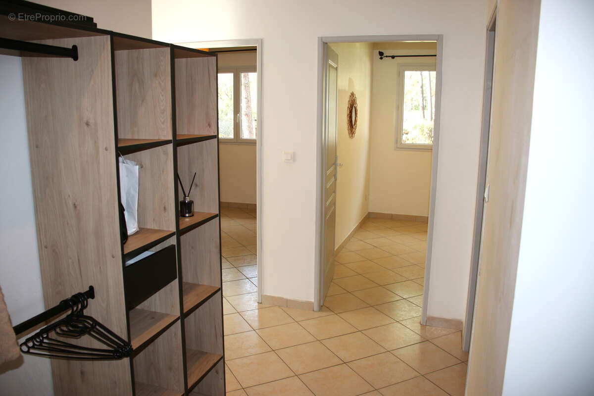 Appartement à LECCI