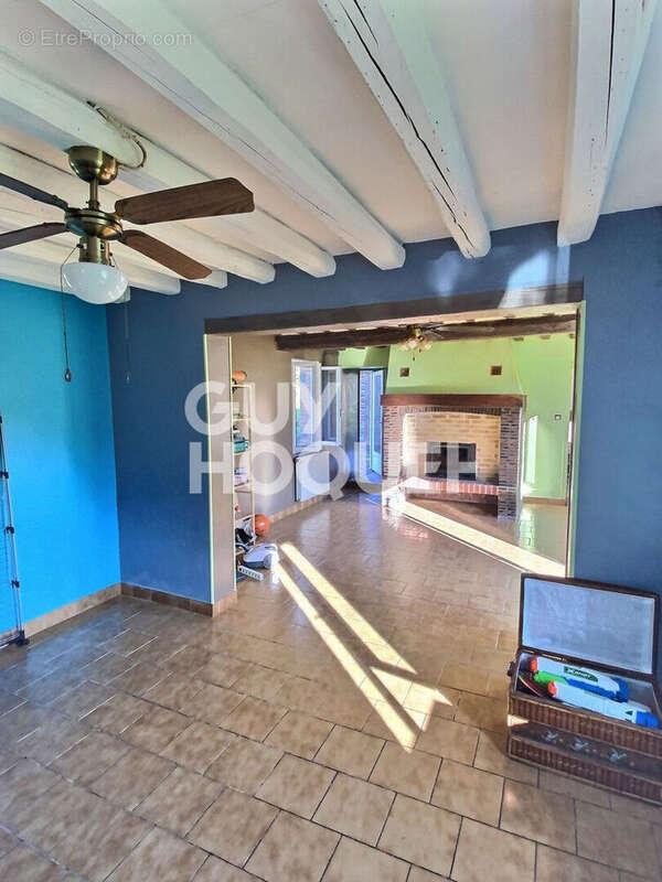 Maison à MONTREUIL-L&#039;ARGILLE