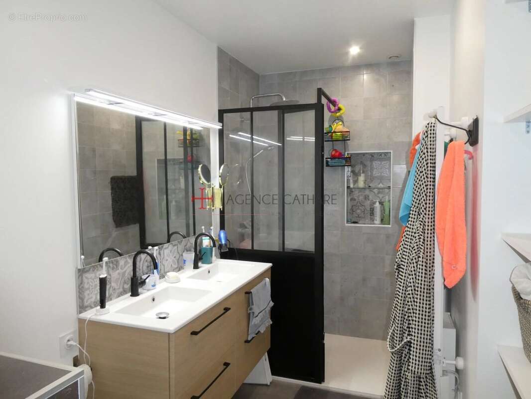 Maison à SAINT-JUERY