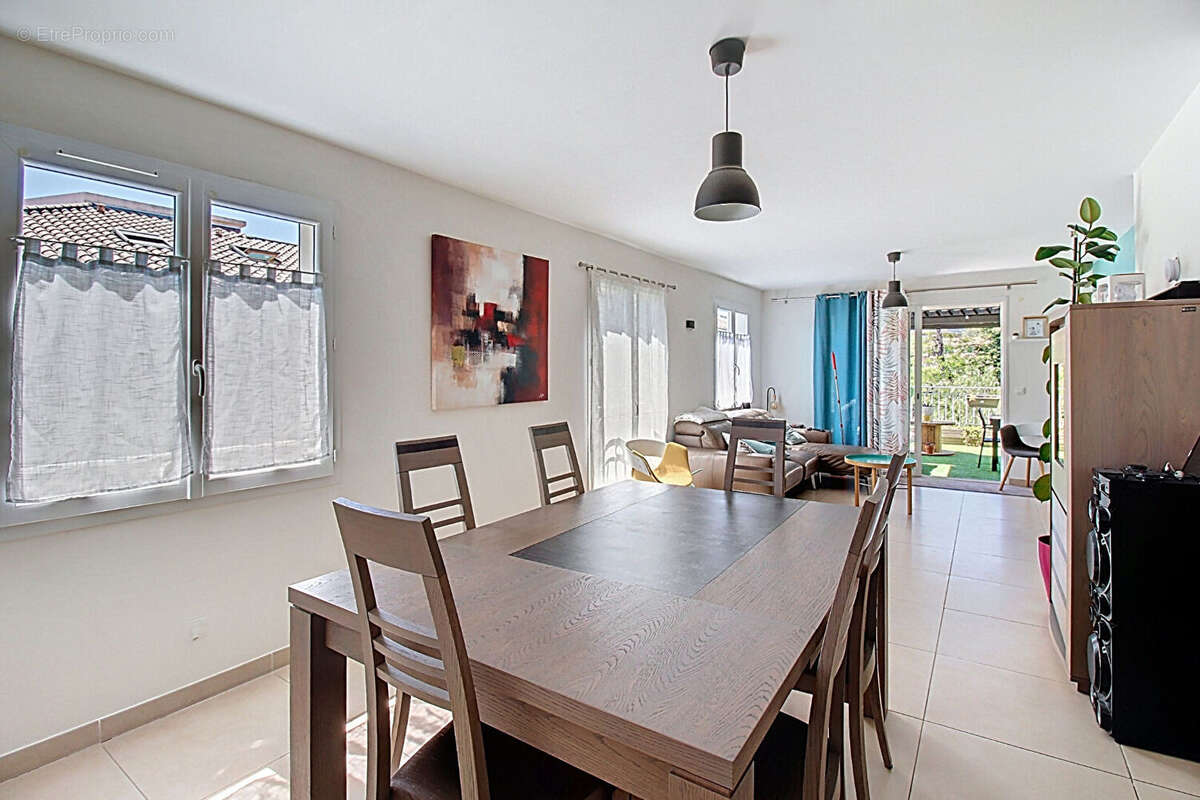 Appartement à DRAGUIGNAN