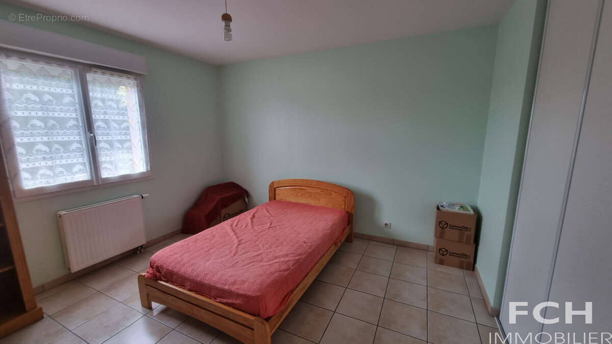 Villa 4 chambres, bureau, 2 garages, vue, proche toutes commodités - photo 13