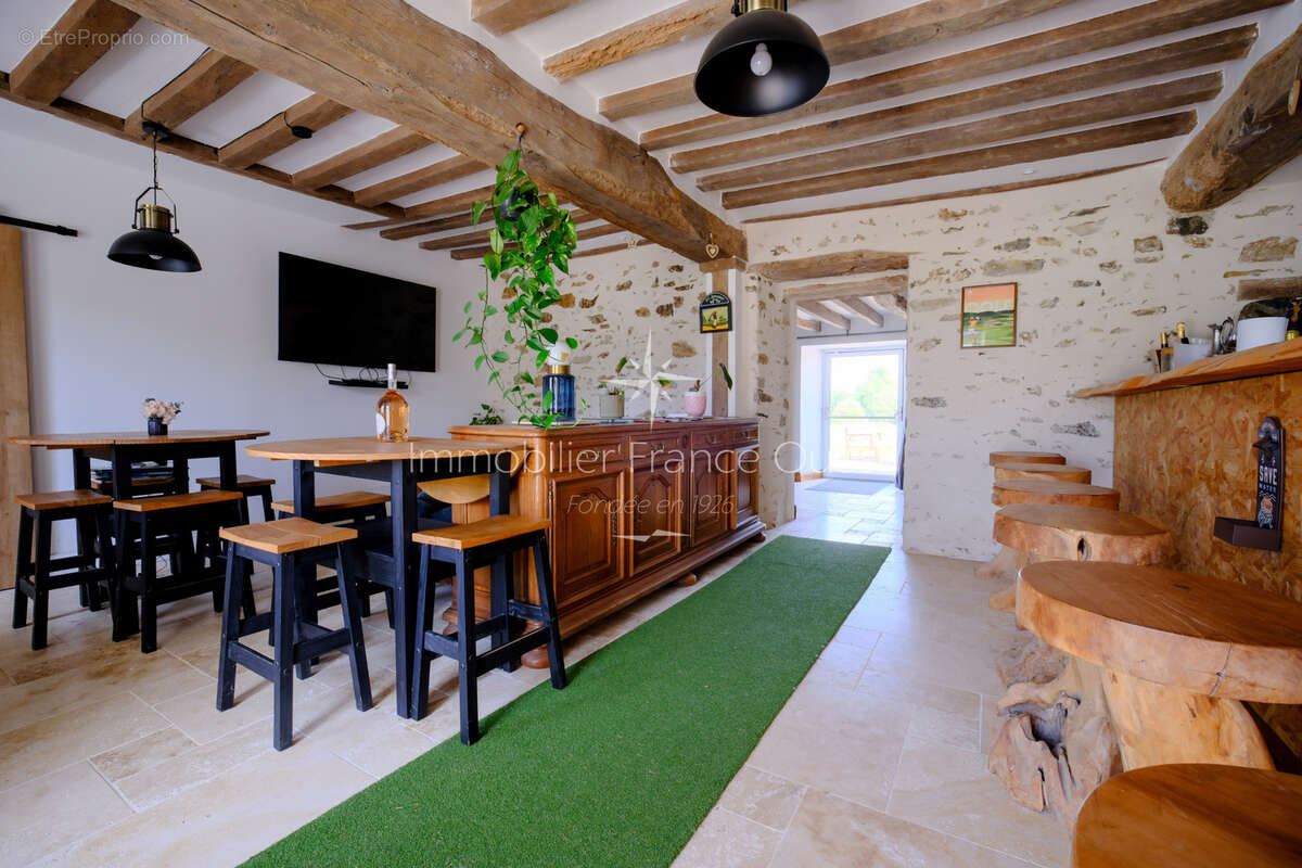 Domaine de loisirs et de tourisme de 7 hectares : golf, hébergements et potentiel équestre - photo 15