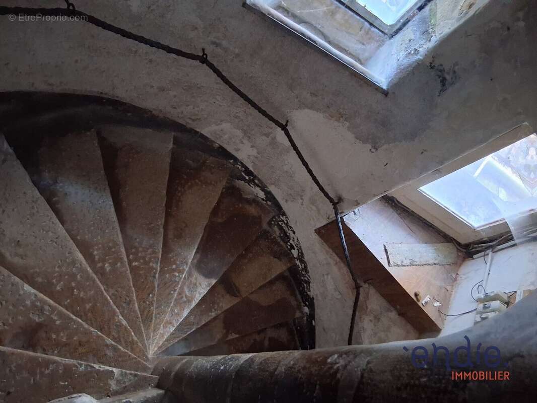 Maison à COULEUVRE