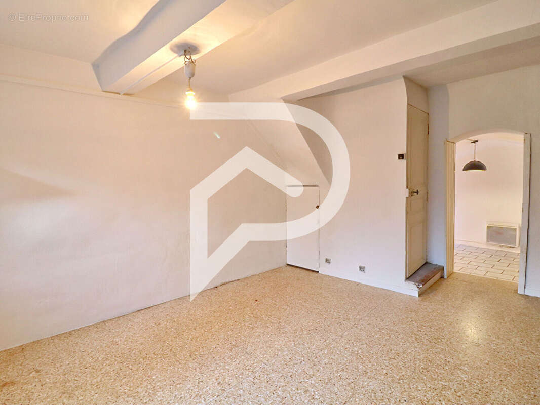 Maison à BEAUMONT-DE-PERTUIS