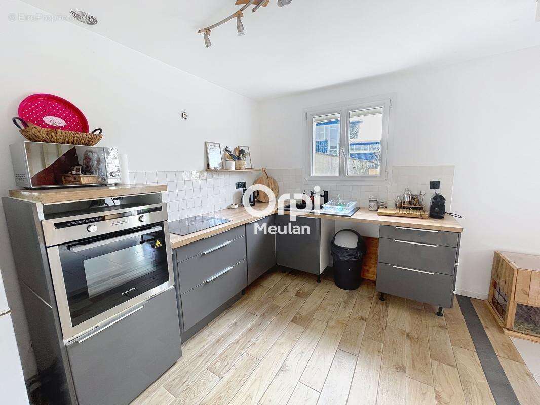 Maison à LES MUREAUX