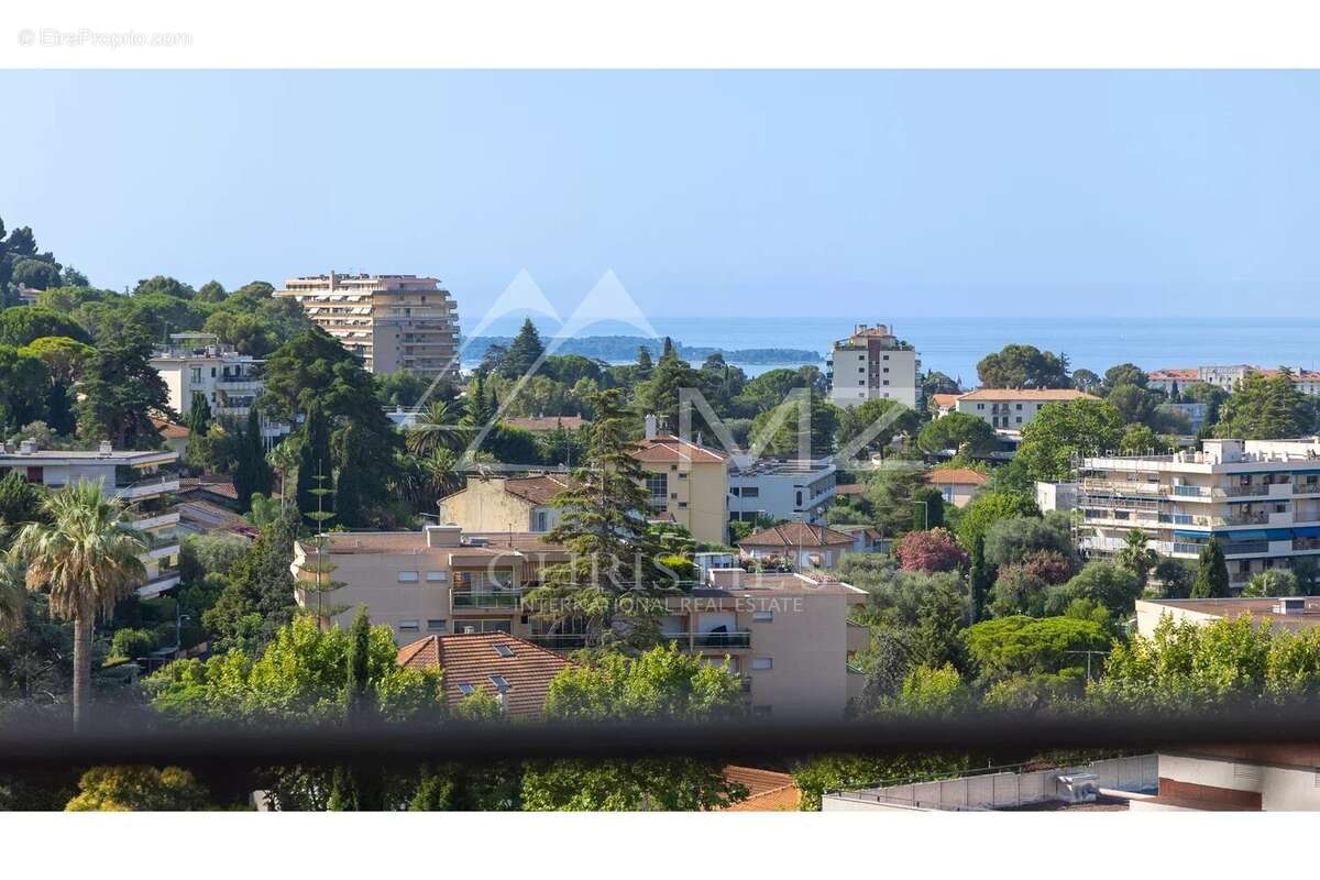 Appartement à LE CANNET