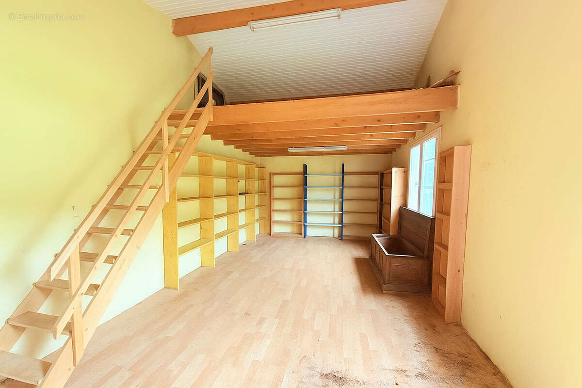 Maison à SAINT-LOUBES