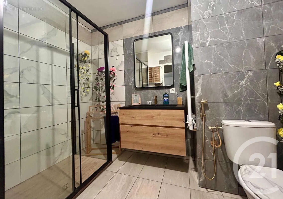 Appartement à LE CANNET