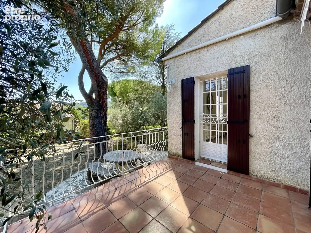 Vaison centre - maison de plain pied dans quartier calme - photo 5