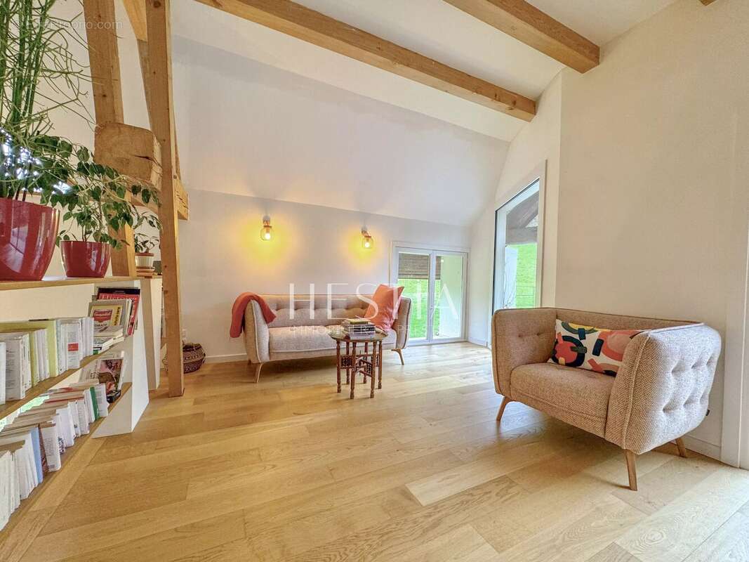 Maison à ALLONZIER-LA-CAILLE