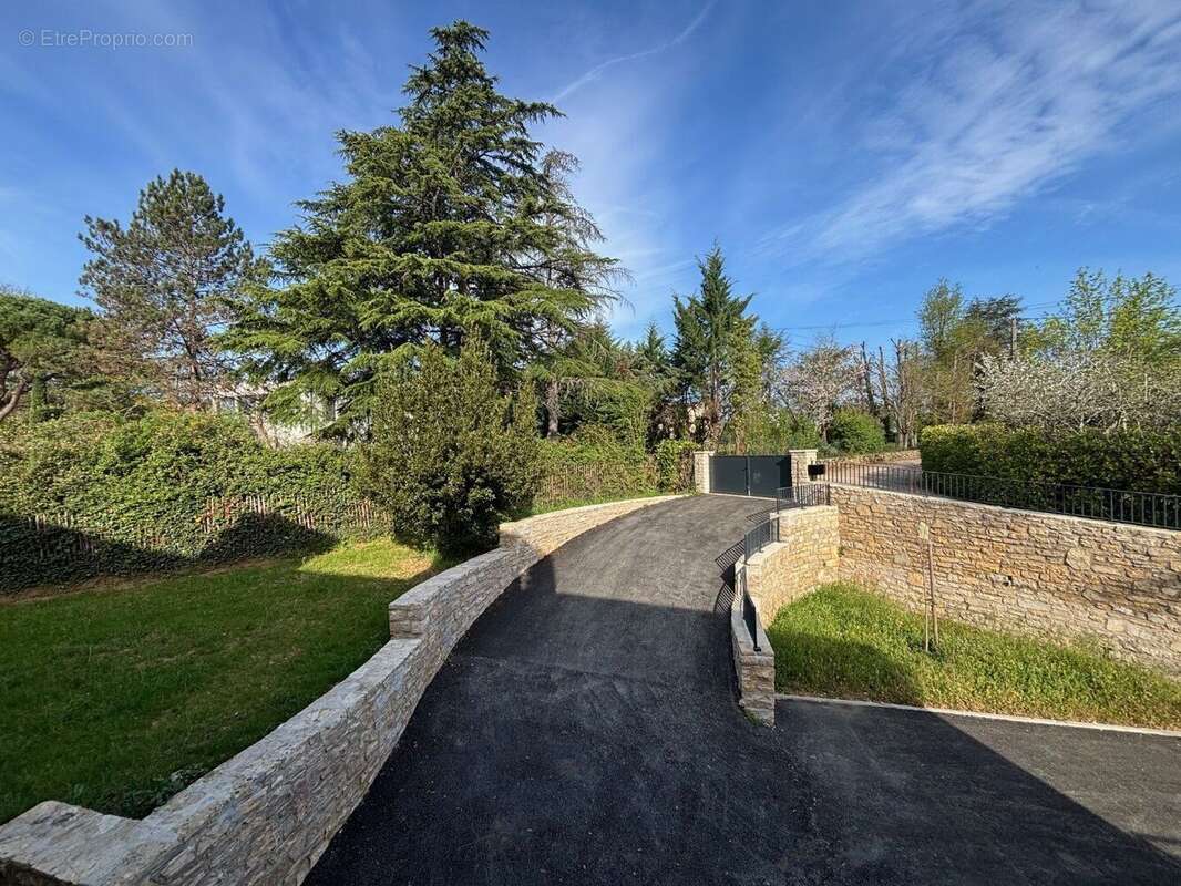 Maison d'exception - Pradines - photo 9