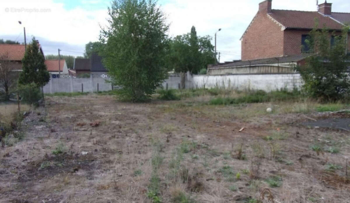 Terrain à BRUAY-SUR-L&#039;ESCAUT