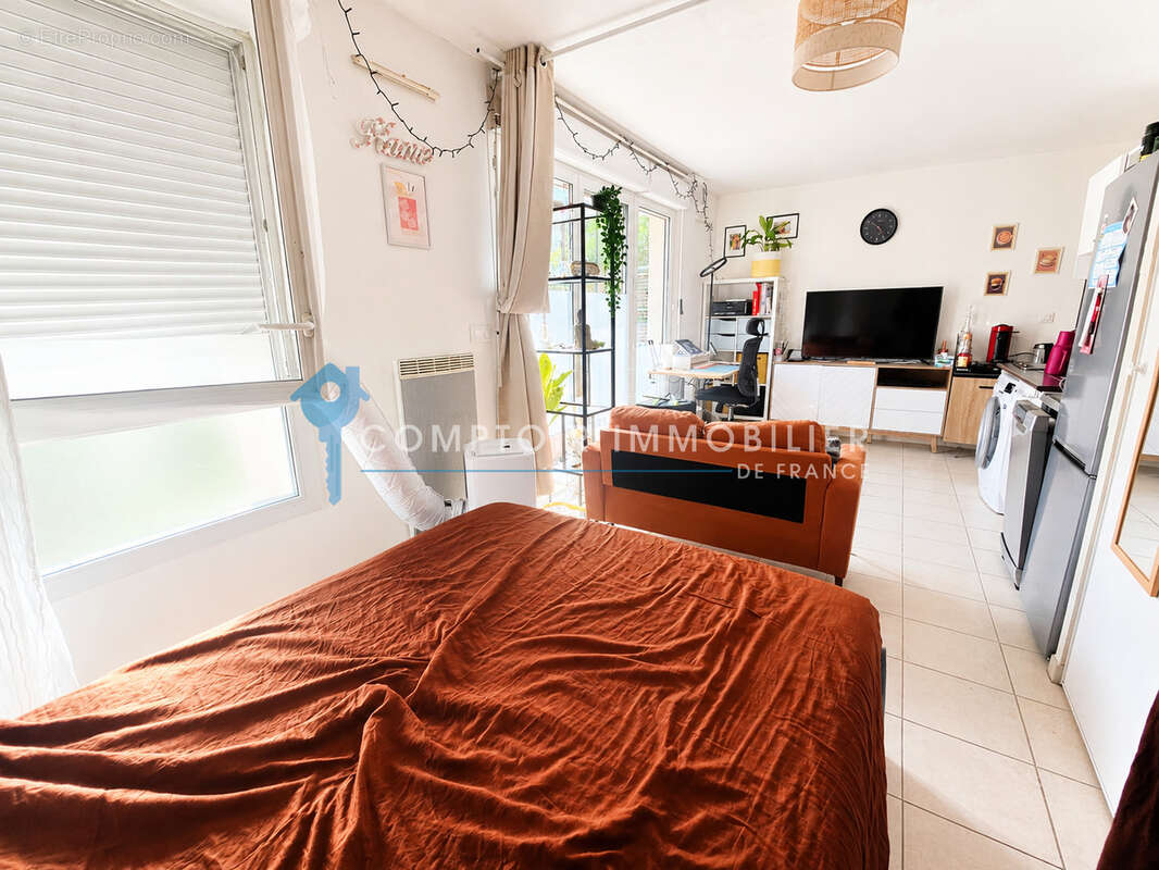 Dépt Hérault (34), à vendre Castelnau le lez  Appartement ff2 de 28m2 - Terrasse - garage. - photo 5