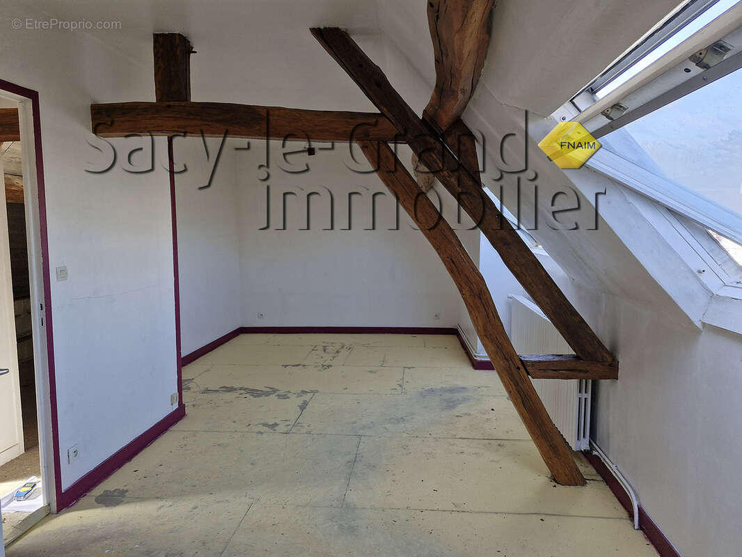 Maison à SACY-LE-GRAND