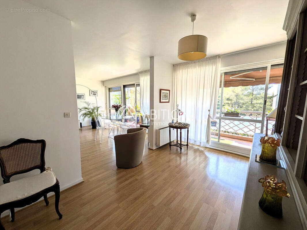 Appartement à SAINT-RAPHAEL