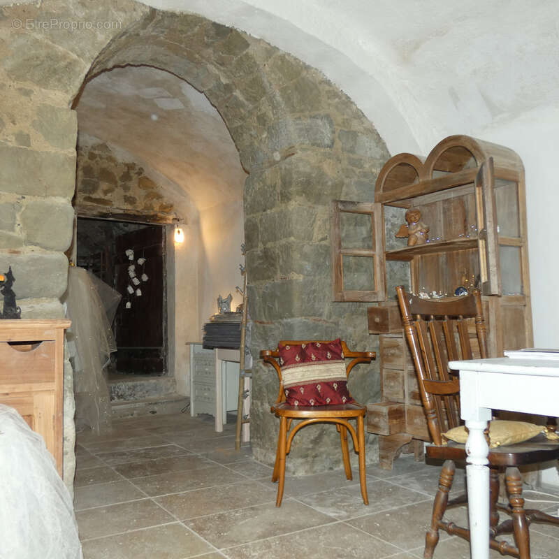 Maison à CONTES
