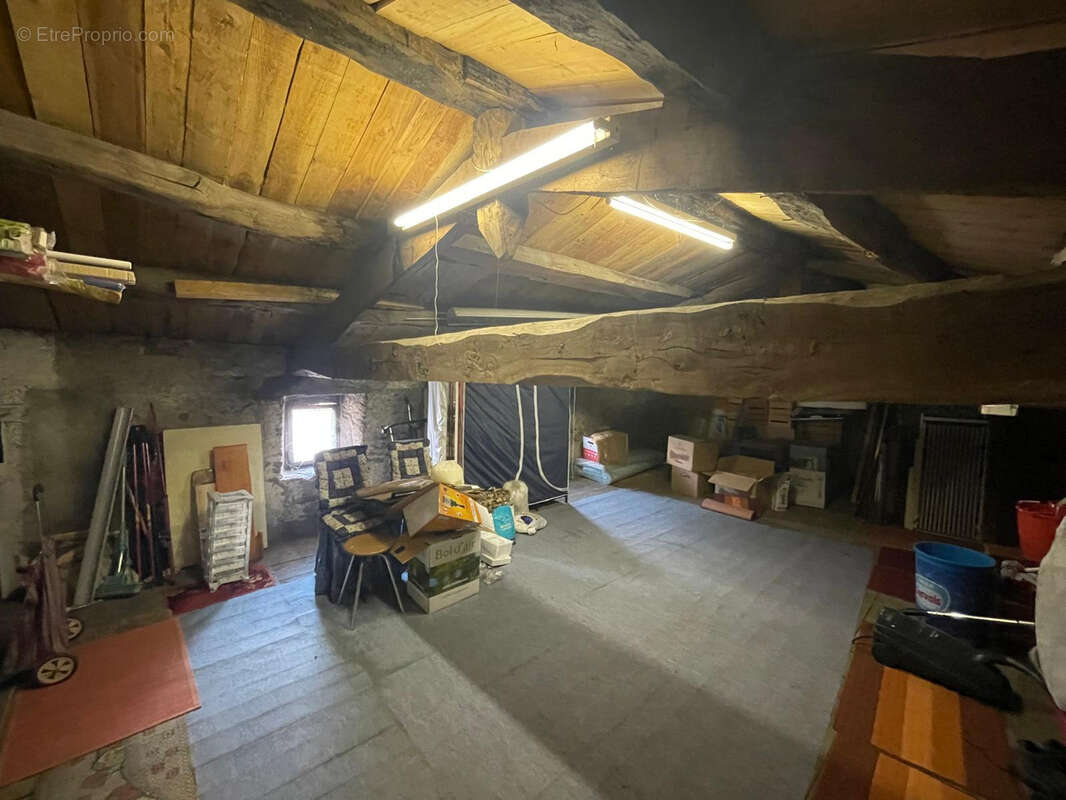 Maison à SAINT-AMANS-SOULT