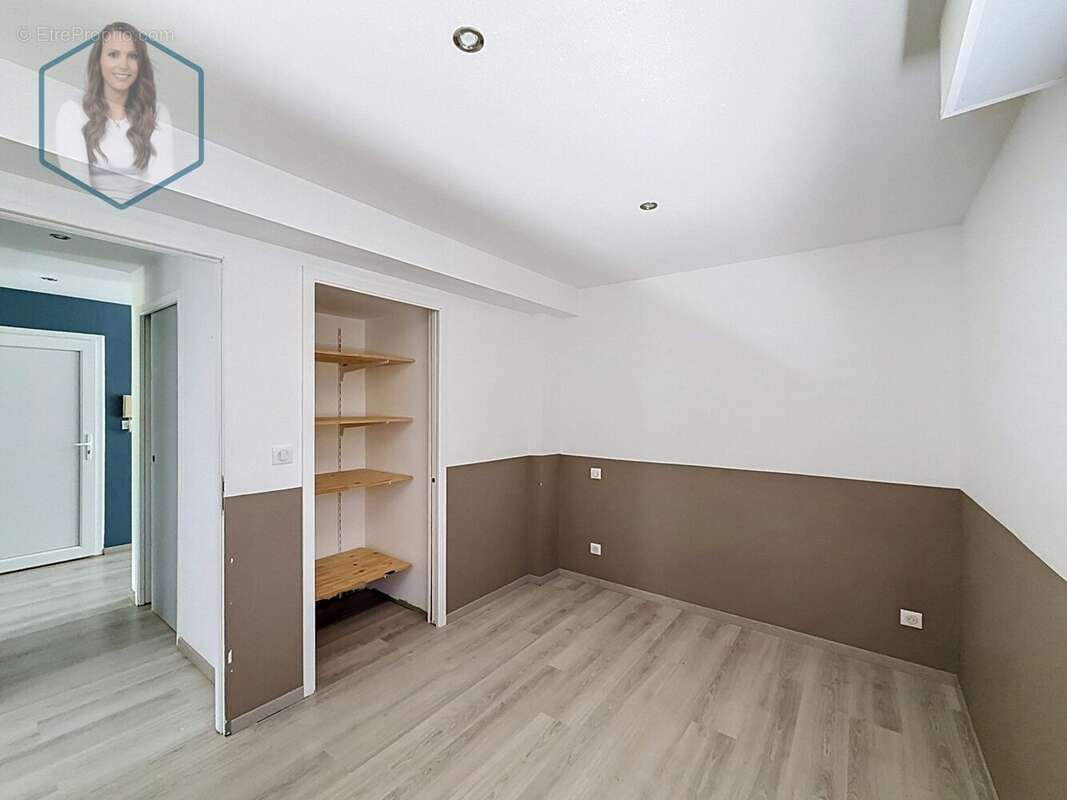 Appartement 77 m² à Billere  - photo 7