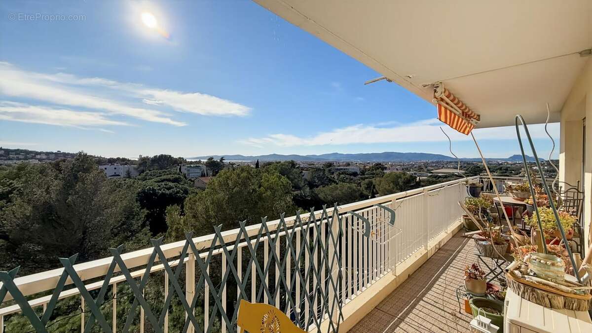 Appartement à SAINT-RAPHAEL