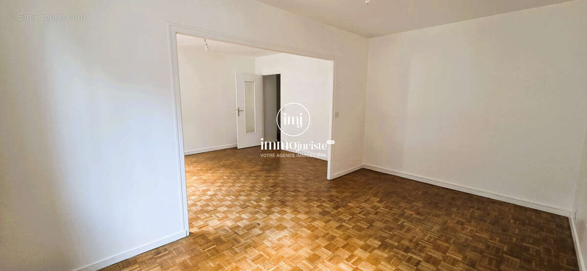 Appartement 70 m² à Limoges  - photo 4