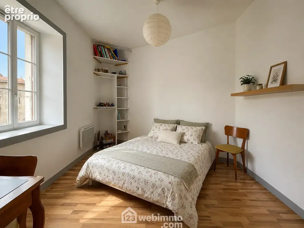 une chambre de 11 m² ,