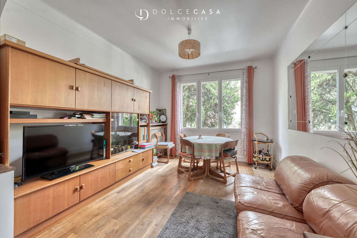 Maison à LE PERREUX-SUR-MARNE