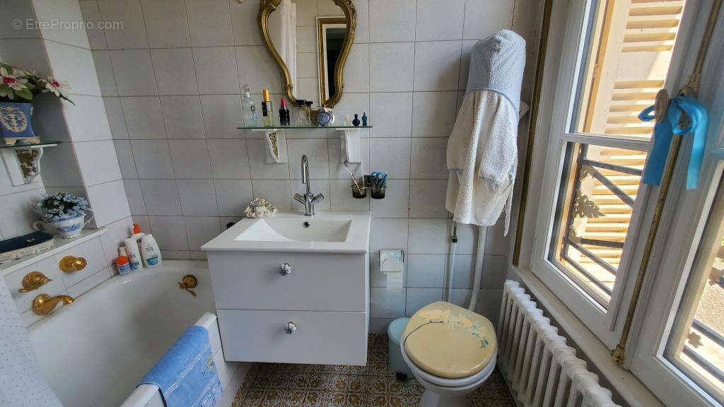 Maison à ARQUES-LA-BATAILLE