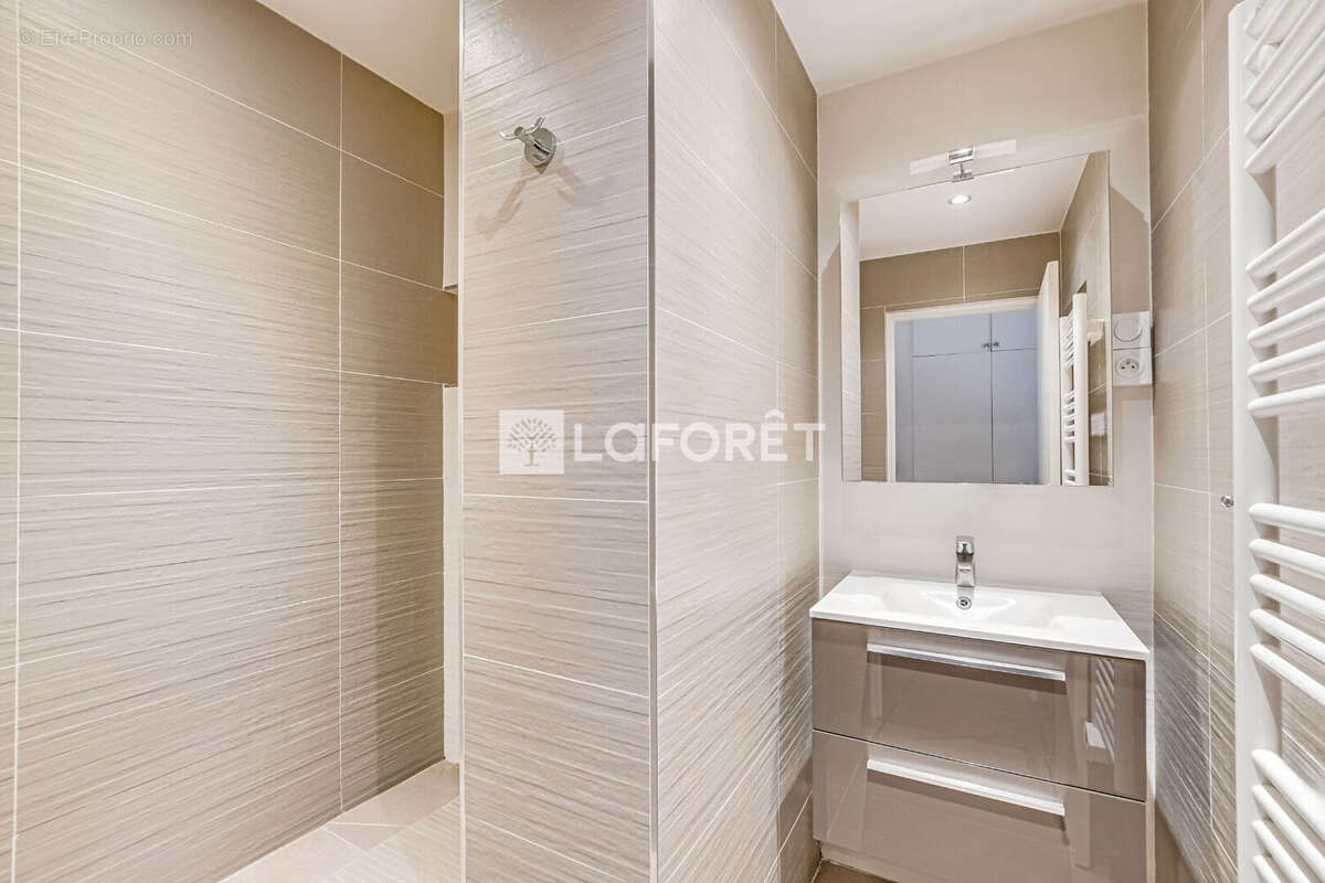 Appartement à PARIS-12E