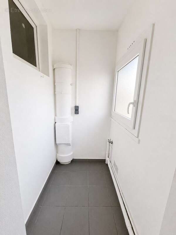 Appartement 57 m² à Lorient  - photo 6