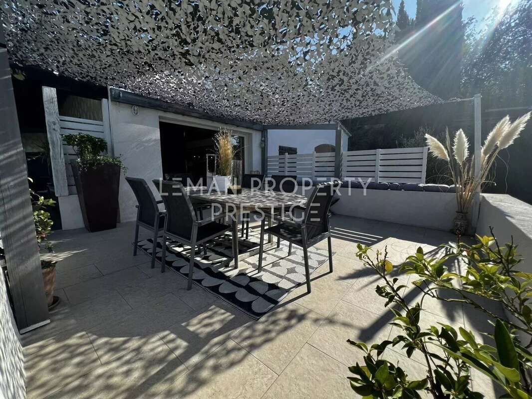 Appartement à LE CANNET