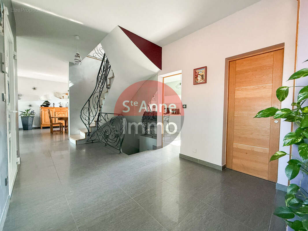 Photo 3 - Maison à ROYE