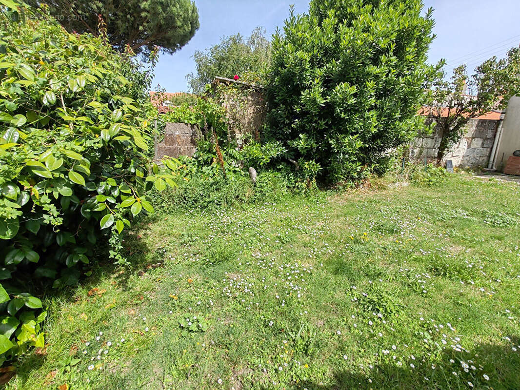 Maison T4 REZE - photo 2
