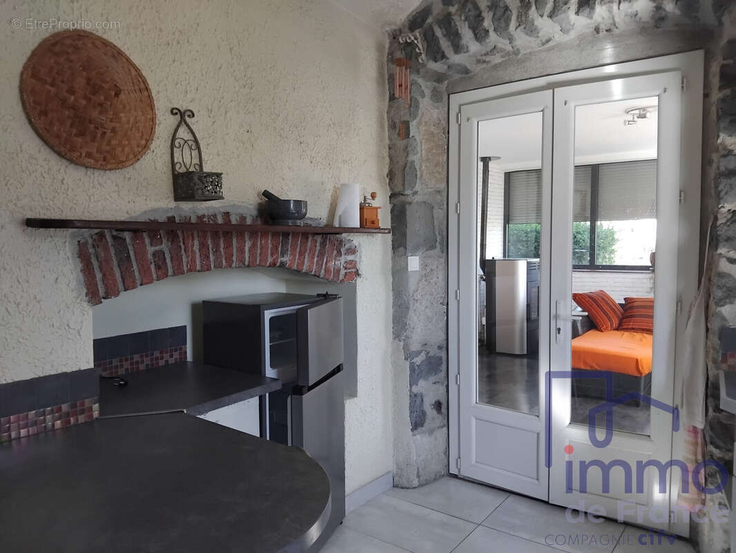 Maison 163 m² à Le Puy-En-Velay  - photo 3
