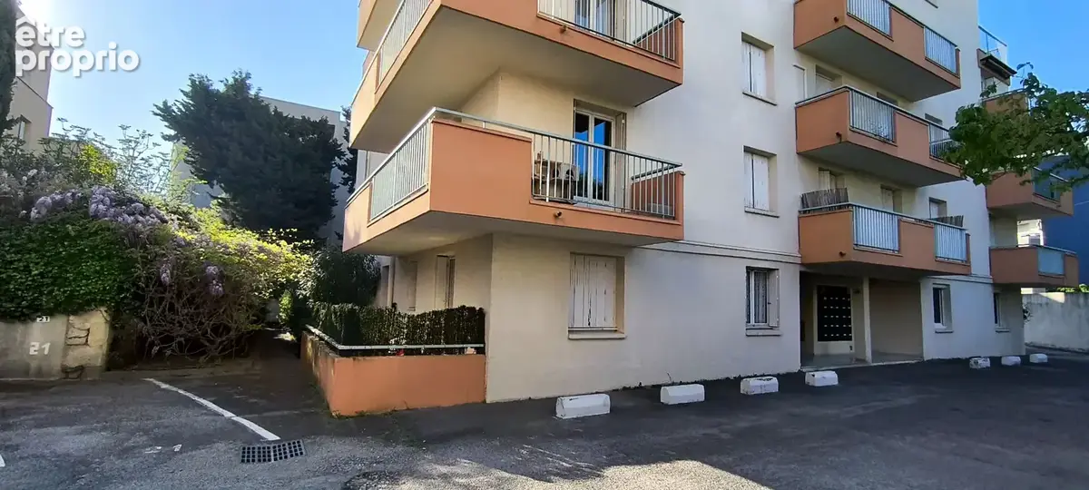 Appartement à NIMES