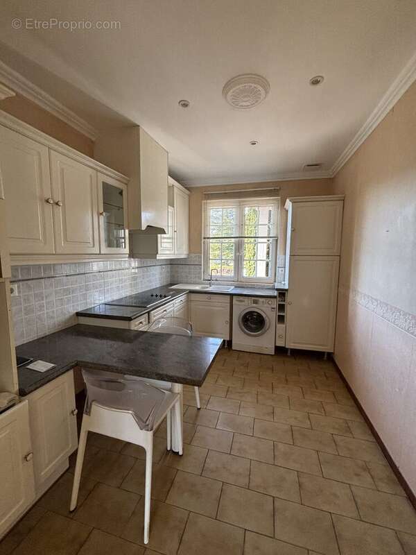 Maison 158 m² à Die  - photo 2