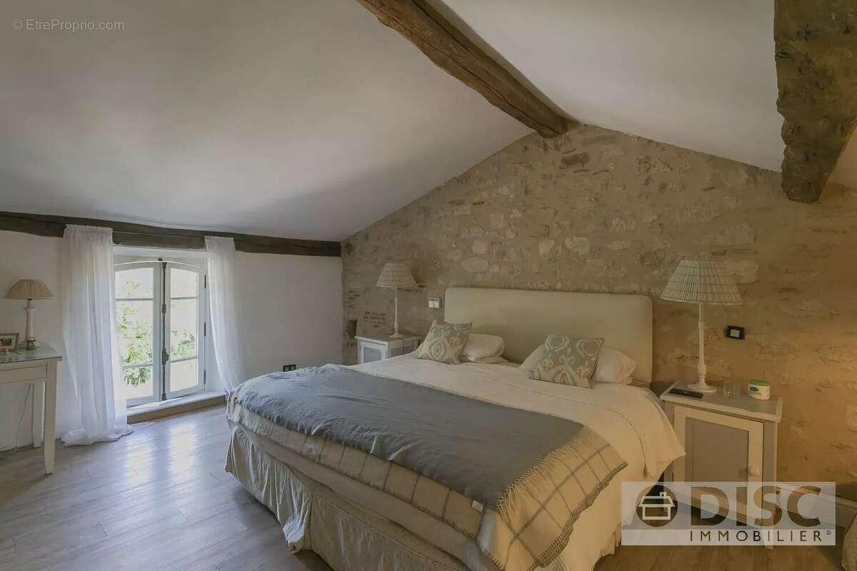 Maison à LES CABANNES