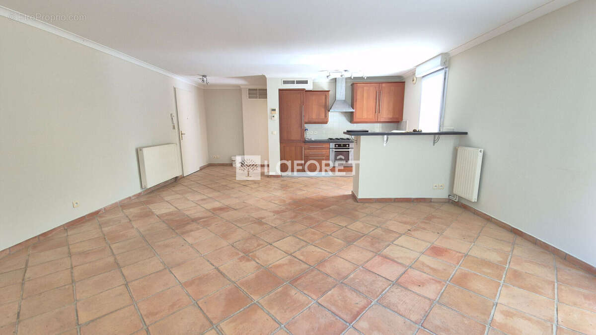 Appartement à VALBONNE