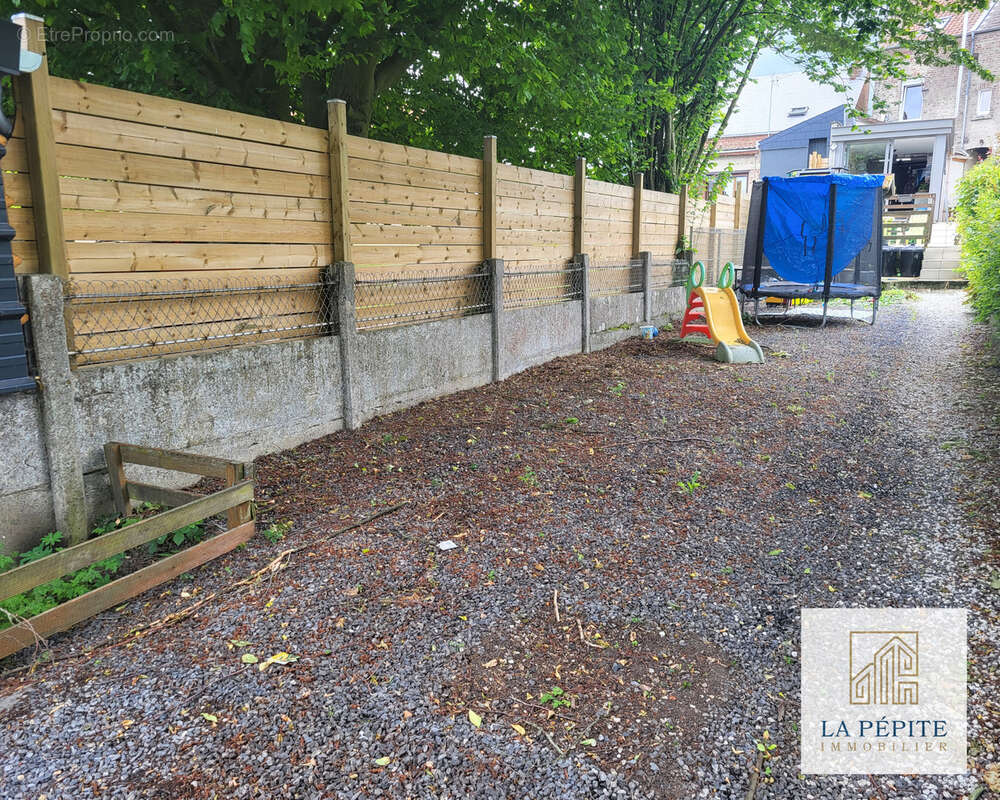 Maison de ville 114 m2 - 2 chambres - 2 bureaux - terrasse et jardin - aulnoye-aymeries - photo 25