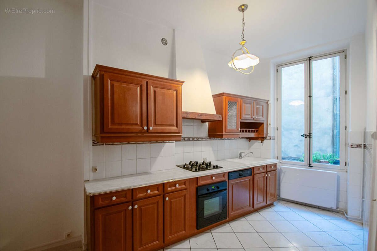 Appartement à LYON-1E