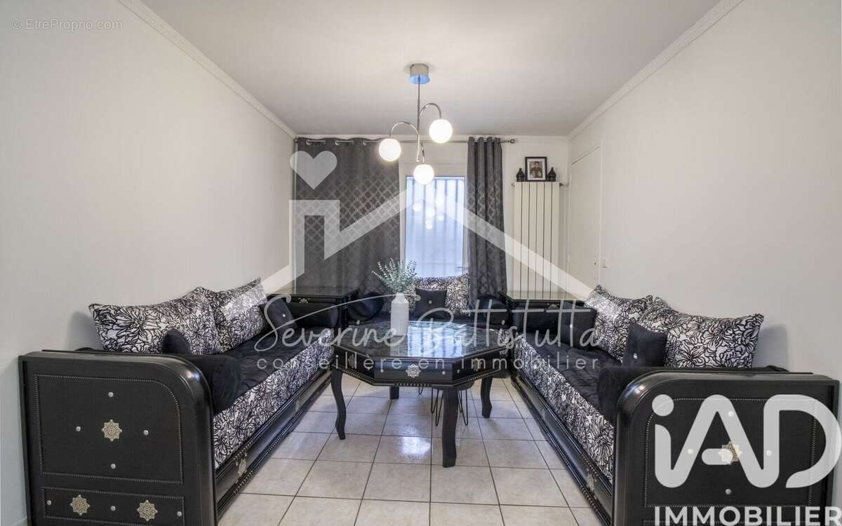 Photo 5 - Maison à VAUJOURS