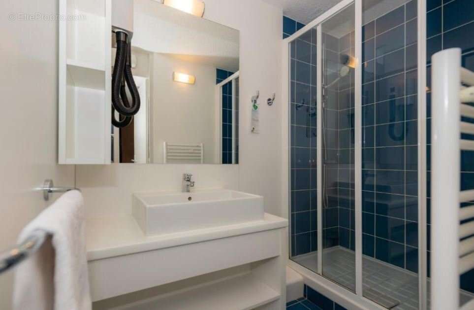 Appartement à BERRIAS-ET-CASTELJAU